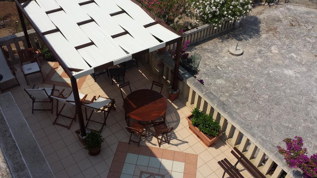 Villa Pedaci B&B 레우카 외부 사진